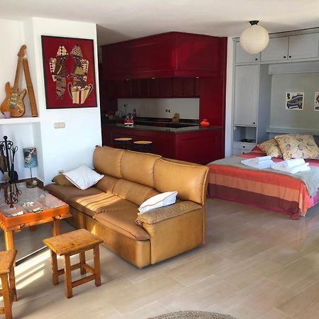 Appartamento Loft Acogedor Con Terraza Y Parking En El Centro Huesca Esterno foto