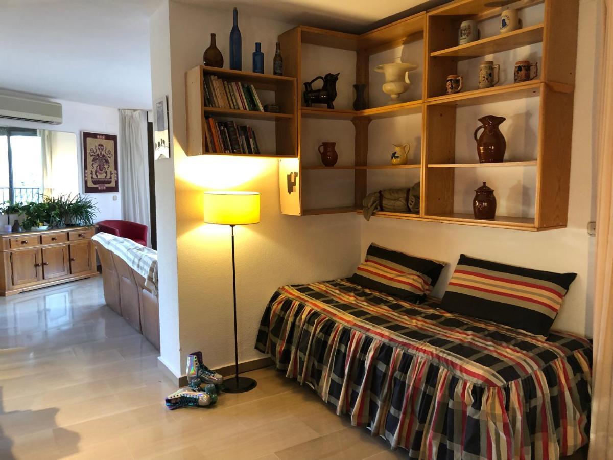 Appartamento Loft Acogedor Con Terraza Y Parking En El Centro Huesca Esterno foto