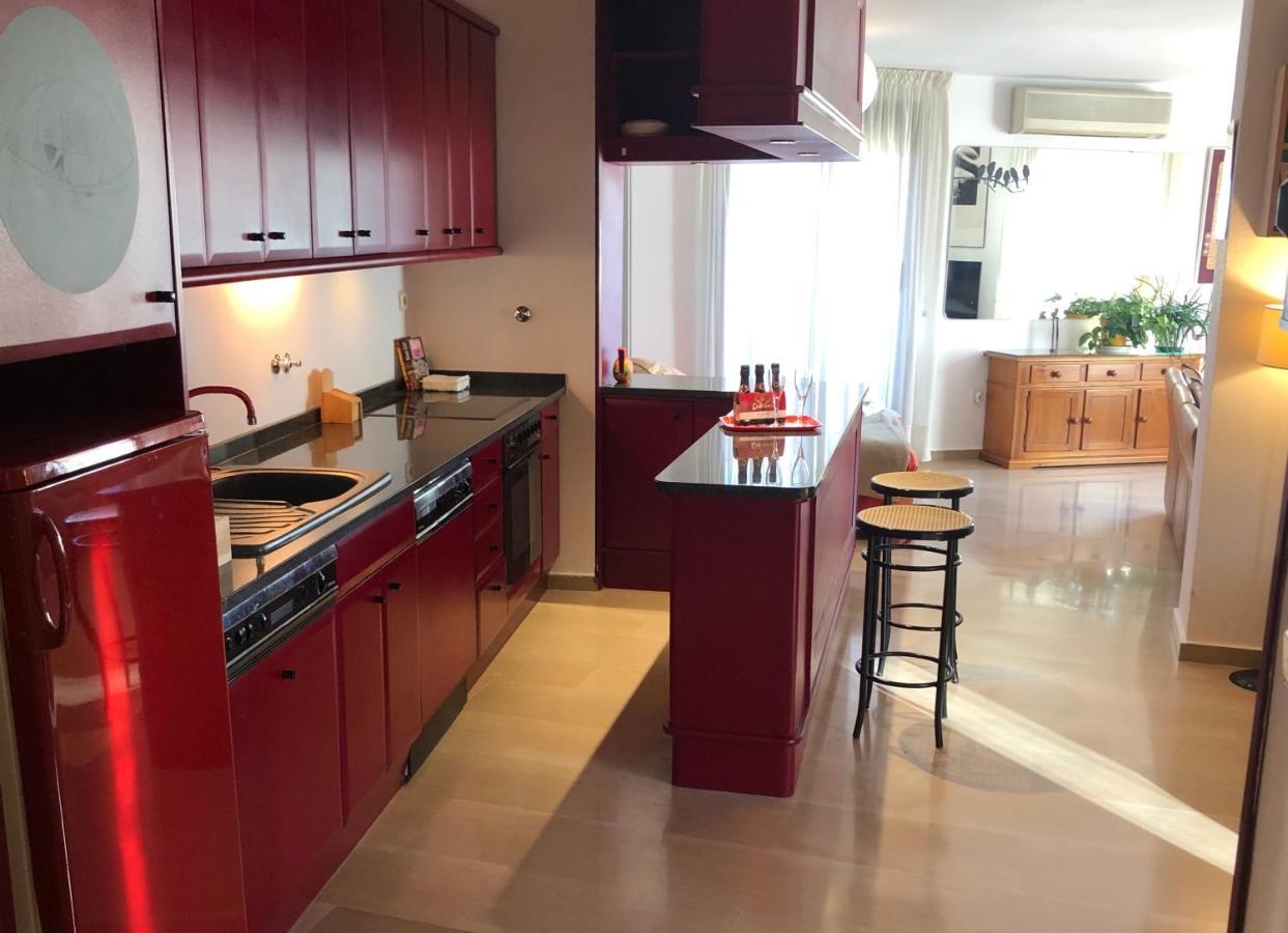 Appartamento Loft Acogedor Con Terraza Y Parking En El Centro Huesca Esterno foto
